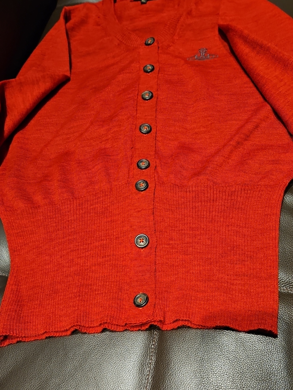VIVIENNE WESTWOOD RED V-NECK/BUTTON CARDIGAN    SIZE XL - Picture 7 of 13